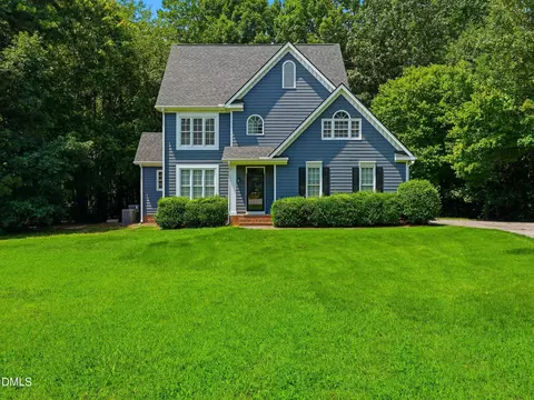 1300 Windy Field Cir, Knightdale, NC 27545