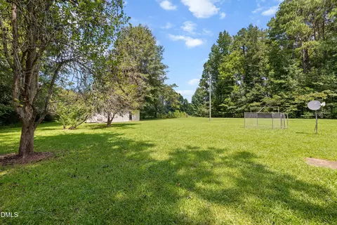 Exterior - 2 Riverview Rd, Erwin, NC 28339 photo 5 of 8
