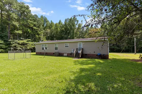 Exterior - 2 Riverview Rd, Erwin, NC 28339 photo 4 of 8
