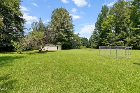 Exterior - 2 Riverview Rd, Erwin, NC 28339 photo 6 of 8