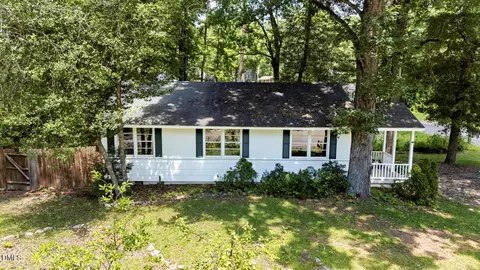 2000 Spruce St, Fayetteville, NC 28303
