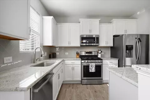 Kitchen - 175 Cherry Bark Loop, Clayton, NC 27527 photo 2 of 8