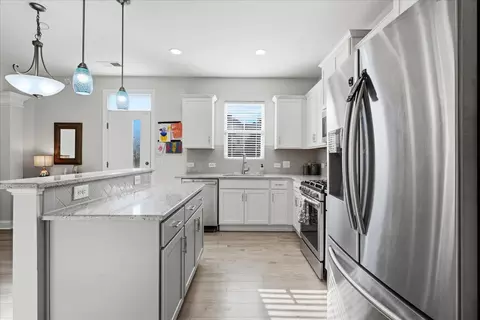 Kitchen - 175 Cherry Bark Loop, Clayton, NC 27527 photo 6 of 8