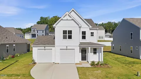 71 Furley St, Sanford, NC 27330