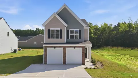 90 Furley St, Sanford, NC 27330