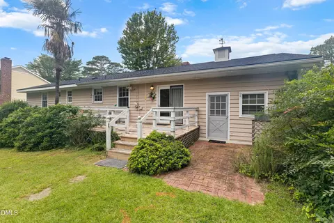 Exterior - 1101 S Walnut Dr, Smithfield, NC 27577 photo 5 of 15