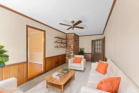 Living - 1101 S Walnut Dr, Smithfield, NC 27577 photo 4 of 4