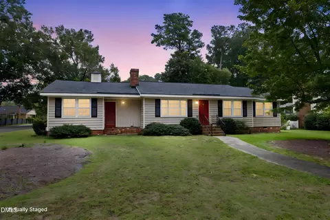 Exterior - 1101 S Walnut Dr, Smithfield, NC 27577 photo 3 of 15