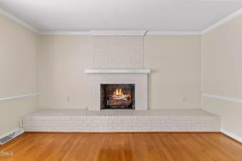 Living - 1101 S Walnut Dr, Smithfield, NC 27577 photo 3 of 4