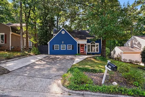 1204 Belhaven Rd, Cary, NC 27513