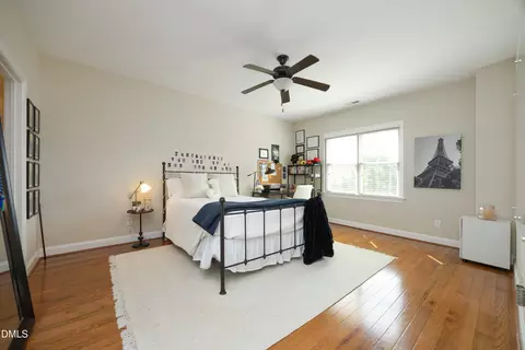 Bedroom - 121 Ruskin Dr, Chapel Hill, NC 27516 photo 2 of 3