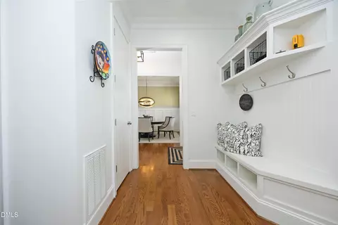 Entry Way - 121 Ruskin Dr, Chapel Hill, NC 27516 photo 2 of 7
