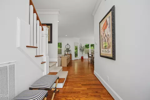 Entry Way - 121 Ruskin Dr, Chapel Hill, NC 27516 photo 6 of 7