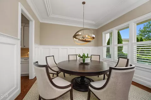 Dining - 121 Ruskin Dr, Chapel Hill, NC 27516 photo 2 of 2
