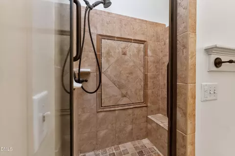 Bath - 5321 Serather Ct, Garner, NC 27529 photo 11 of 13