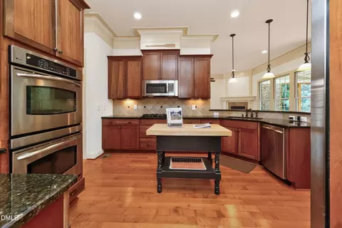 Kitchen - 5321 Serather Ct, Garner, NC 27529 photo 6 of 7