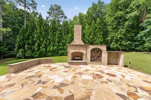 Exterior - 5321 Serather Ct, Garner, NC 27529 photo 8 of 10