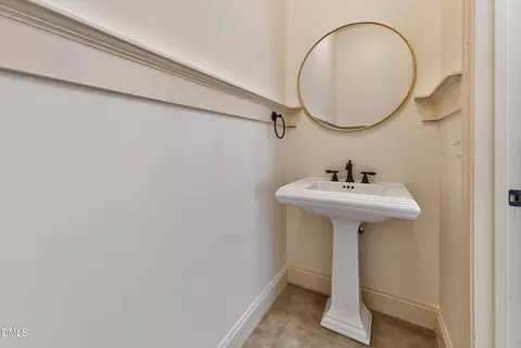 Bath - 5321 Serather Ct, Garner, NC 27529 photo 6 of 13