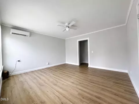 Living - 111 N Mccaskey Rd, Williamston, NC 27892 photo 1 of 3