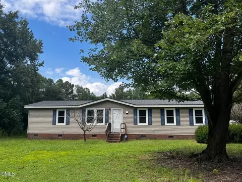 175 Wakeline Dr, Wendell, NC 27591