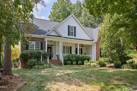 30 Winchester Ct, Youngsville, NC 27596
