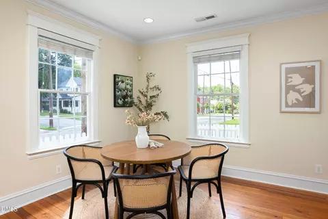 Dining - 719 Shepherd St, Durham, NC 27701 photo 4 of 5