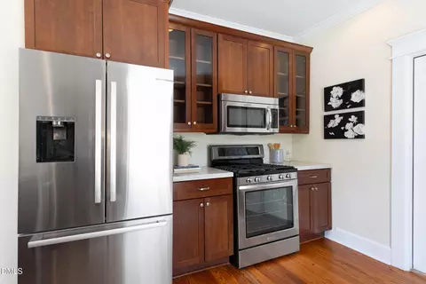 Kitchen - 719 Shepherd St, Durham, NC 27701 photo 3 of 4