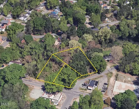 1517 Holloway St, Durham, NC 27703