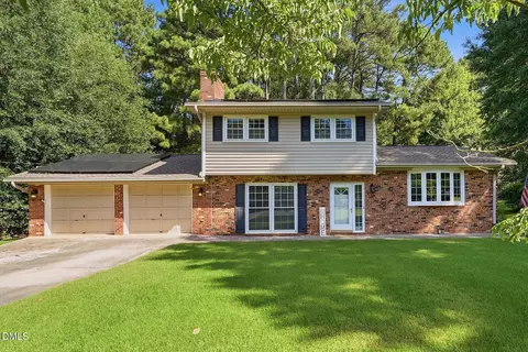 5009 Stockton Dr, Raleigh, NC 27606