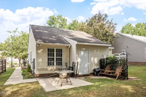 Exterior - 214 Highgate Cir, Wake Forest, NC 27587 photo 2 of 6