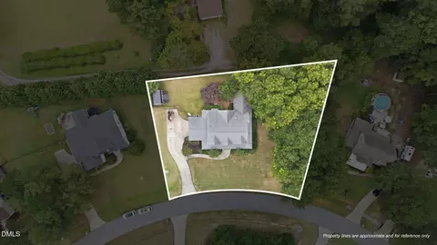 164 Sherman Pines Dr, Fuquay Varina, NC 27526