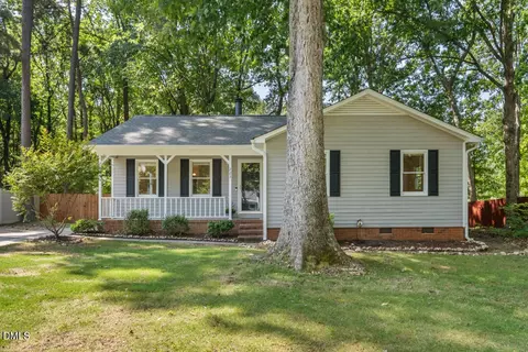 223 Trillingham Ln, Cary, NC 27513