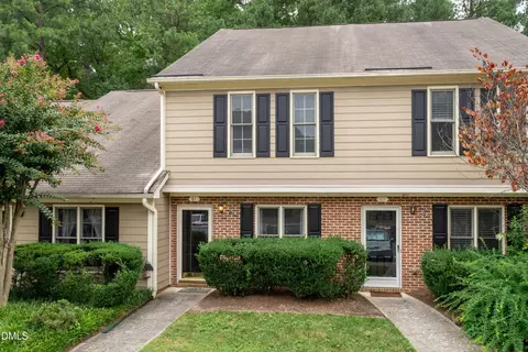 61 Crystal Oaks Ct, Durham, NC 27707