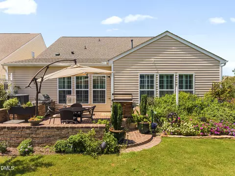 Exterior - 747 Blackfriars Loop, Cary, NC 27519 photo 8 of 14