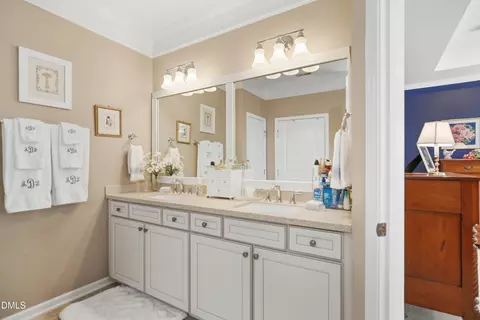 Bath - 747 Blackfriars Loop, Cary, NC 27519 photo 1 of 4