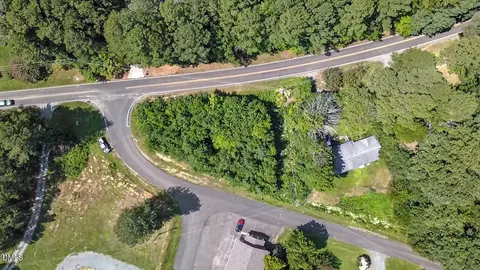 607 Hatch Rd, Chapel Hill, NC 27516