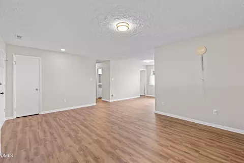 Living - 2103 Michael Ln, Smithfield, NC 27577 photo 3 of 3