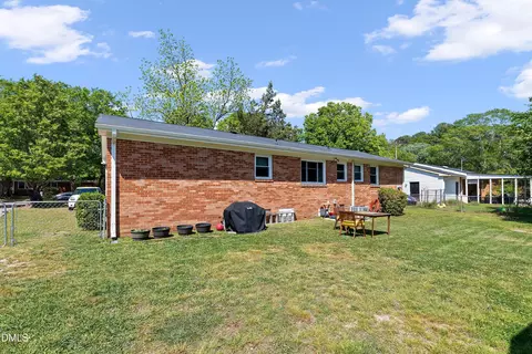 Exterior - 2103 Michael Ln, Smithfield, NC 27577 photo 6 of 7
