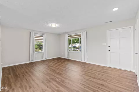 Living - 2103 Michael Ln, Smithfield, NC 27577 photo 1 of 3