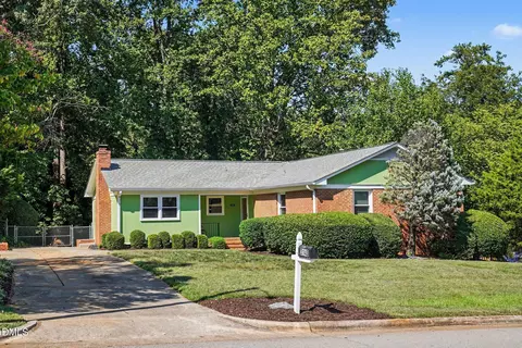 3140 Merrianne Dr, Raleigh, NC 27607