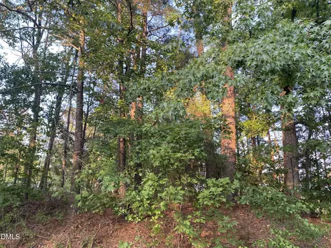2413 Holiday Dr, Raleigh, NC 27610