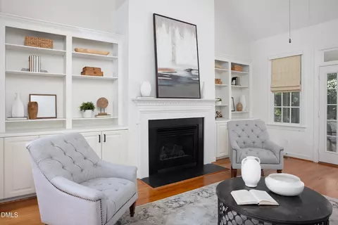 Living - 1000 E Oak Dr, Durham, NC 27705 photo 1 of 6