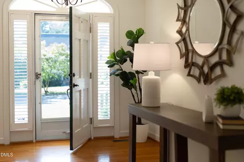 Entry Way - 1000 E Oak Dr, Durham, NC 27705 photo 3 of 3
