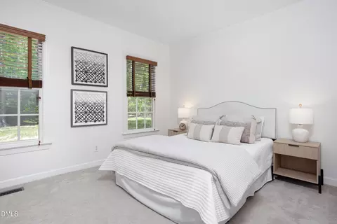 Bedroom - 1000 E Oak Dr, Durham, NC 27705 photo 5 of 6