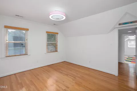 Bedroom - 1000 E Oak Dr, Durham, NC 27705 photo 6 of 6