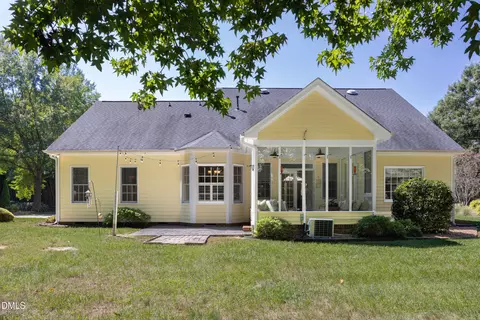 Exterior - 1000 E Oak Dr, Durham, NC 27705 photo 10 of 17