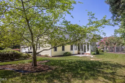 Exterior - 1000 E Oak Dr, Durham, NC 27705 photo 14 of 17