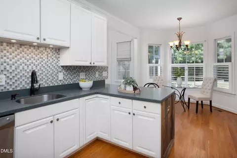Kitchen - 1000 E Oak Dr, Durham, NC 27705 photo 4 of 4