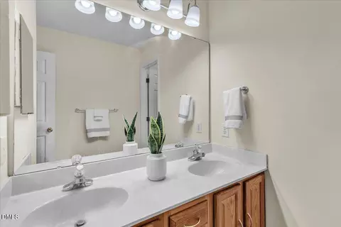 Bath - 304 Catlin Rd, Cary, NC 27519 photo 6 of 8