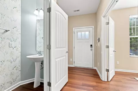 Entry Way - 442 Carthage Ct, Durham, NC 27703 photo 2 of 3